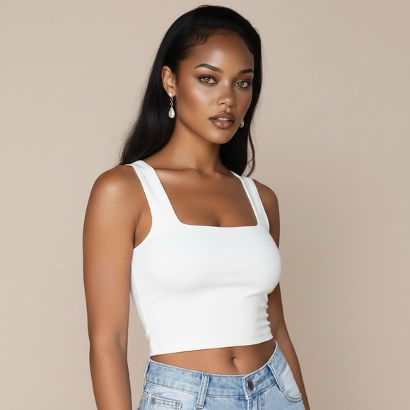 Square-Neck Essential Crop Top - Picture 7 of 14